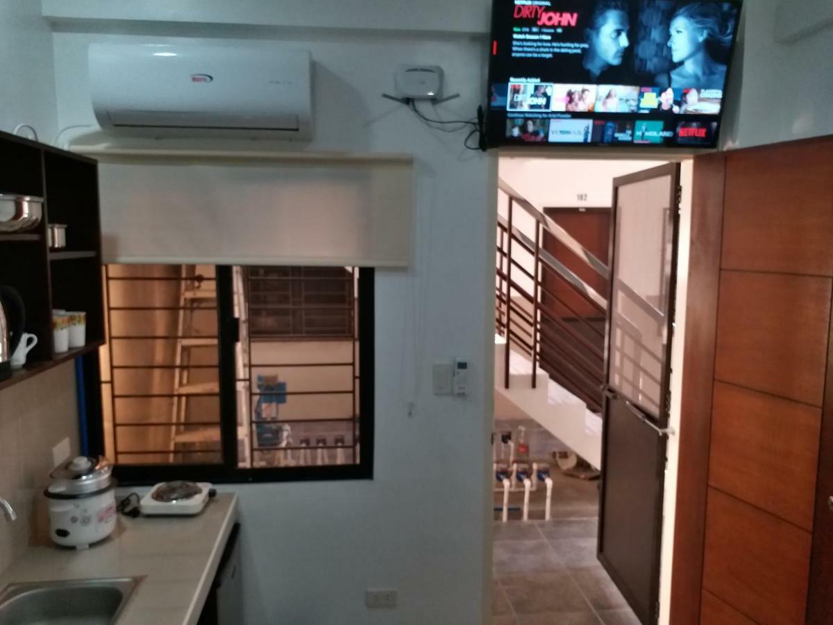 Clark-Pad Inn, Angeles City Εξωτερικό φωτογραφία